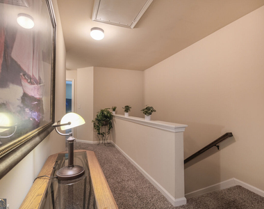 2711 Morgan Glen Road - Photo Thumbnail 7