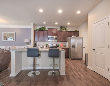 2711 Morgan Glen Road - Photo Thumbnail 19