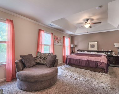 2711 Morgan Glen Road - Photo Thumbnail 9