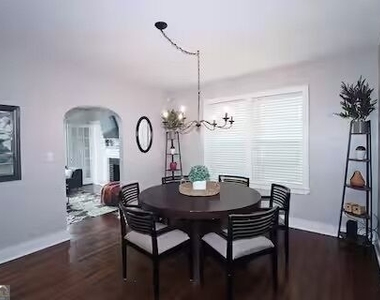 2039 Ridgedale Road Ne - Photo Thumbnail 10