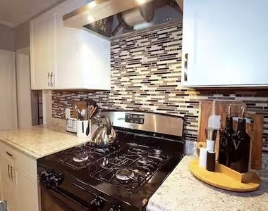 2039 Ridgedale Road Ne - Photo Thumbnail 18