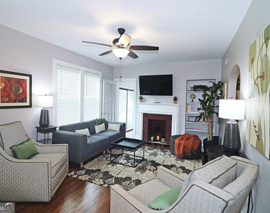 2039 Ridgedale Road Ne - Photo Thumbnail 4