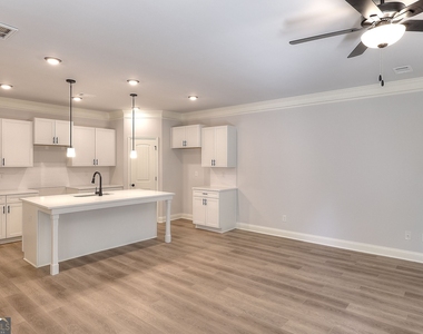 23 Crest Drive - Photo Thumbnail 5