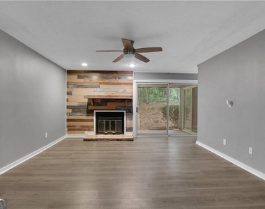 37 Fair Haven Way Se - Photo Thumbnail 5