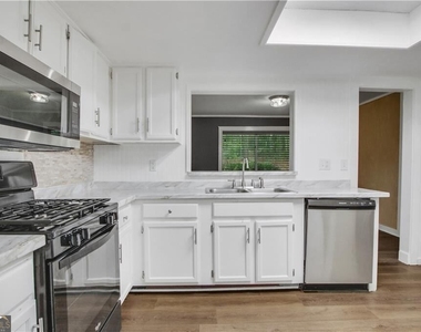37 Fair Haven Way Se - Photo Thumbnail 10