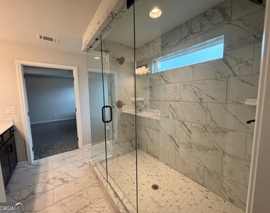 4212 Portsbrook Avenue - Photo Thumbnail 8