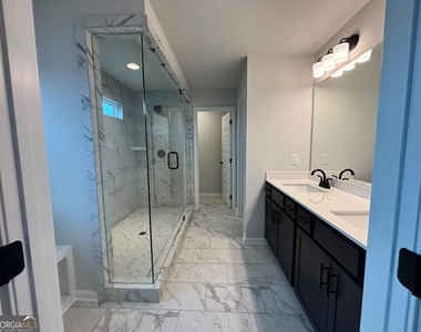 4212 Portsbrook Avenue - Photo Thumbnail 9