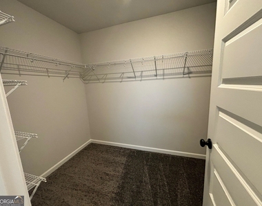 4212 Portsbrook Avenue - Photo Thumbnail 10