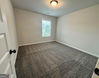 4212 Portsbrook Avenue - Photo Thumbnail 17