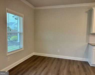 4212 Portsbrook Avenue - Photo Thumbnail 18