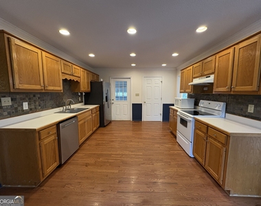 3813 N Rivercrest Dr. Drive - Photo Thumbnail 17