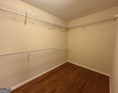 3813 N Rivercrest Dr. Drive - Photo Thumbnail 28