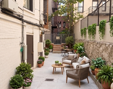 2172 Amsterdam Avenue - Photo Thumbnail 5