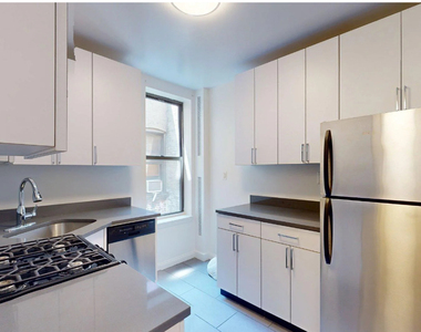 East 88th Street - Photo Thumbnail 1