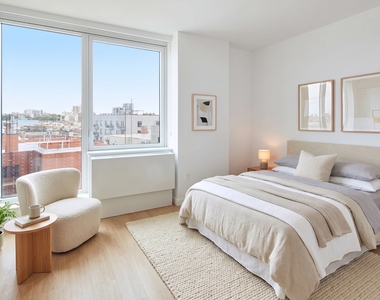4650 Broadway #PH11 - Photo Thumbnail 1