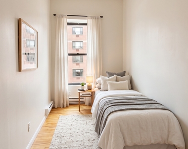 215 East 118th Street - Photo Thumbnail 4