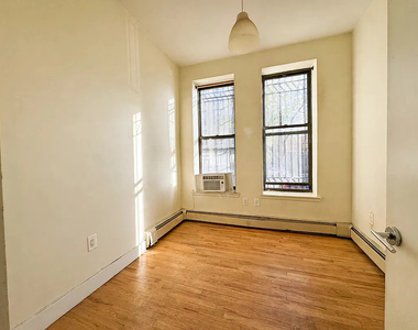 1063 Pacific Street - Photo Thumbnail 3
