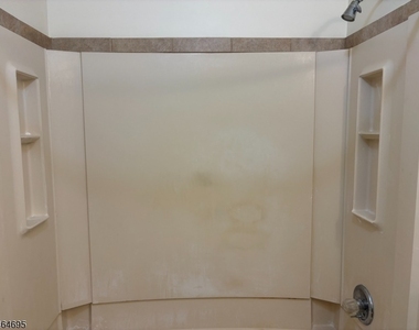 151 Locust Ct - Photo Thumbnail 11