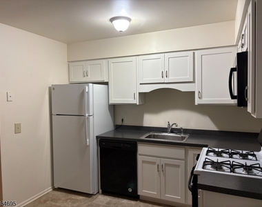 151 Locust Ct - Photo Thumbnail 1