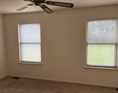 151 Locust Ct - Photo Thumbnail 3