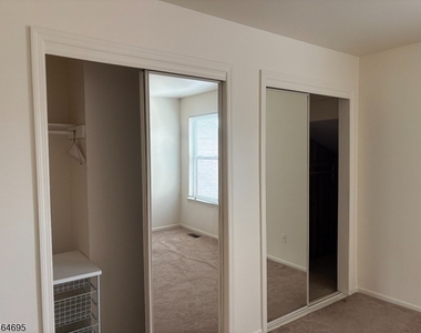 151 Locust Ct - Photo Thumbnail 17