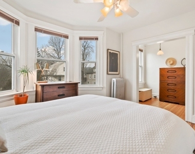 464 Academy St - Photo Thumbnail 16