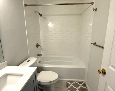 111 Columbus Dr - Photo Thumbnail 21