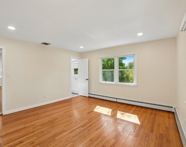 24 Speir Dr - Photo Thumbnail 15