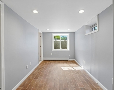 24 Speir Dr - Photo Thumbnail 31