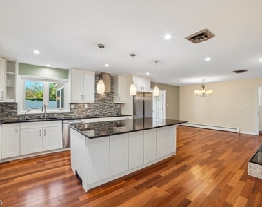 24 Speir Dr - Photo Thumbnail 6