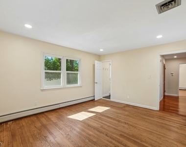 24 Speir Dr - Photo Thumbnail 18