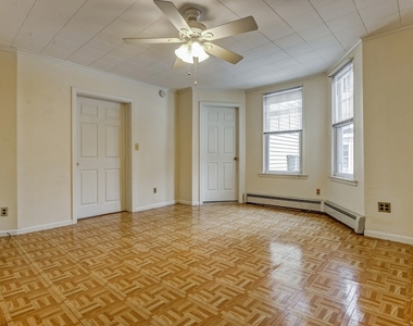 239 Walnut St - Photo Thumbnail 9