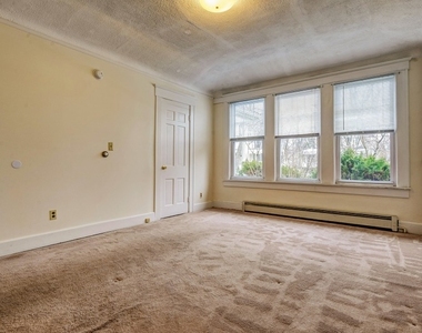 239 Walnut St - Photo Thumbnail 13