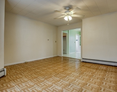 239 Walnut St - Photo Thumbnail 14