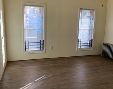 7 Filmore St - Photo Thumbnail 5