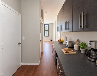 171 East 102nd Street - Photo Thumbnail 2