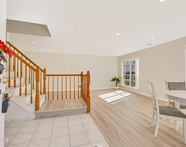 224 Franklin Place - Photo Thumbnail 6
