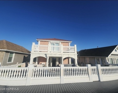 247 Boardwalk - Photo Thumbnail 4