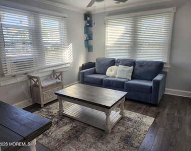 200 15th Avenue - Photo Thumbnail 2