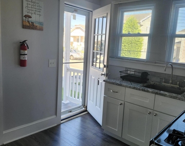 200 15th Avenue - Photo Thumbnail 12