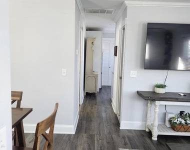 200 15th Avenue - Photo Thumbnail 4