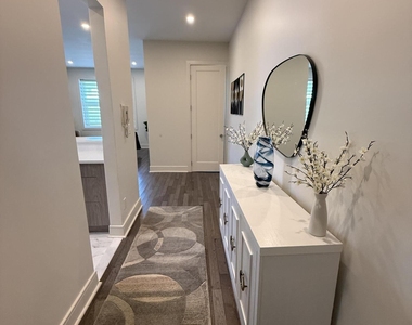 1 Roseld Avenue - Photo Thumbnail 1