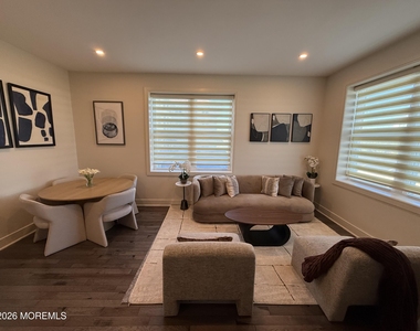 1 Roseld Avenue - Photo Thumbnail 3