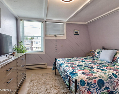 124 Broadway - Photo Thumbnail 15