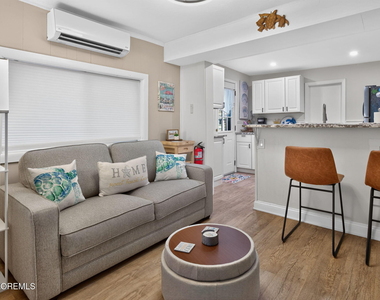 124 Broadway - Photo Thumbnail 6
