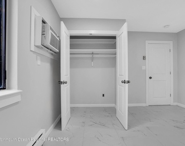119 Avery Avenue - Photo Thumbnail 19
