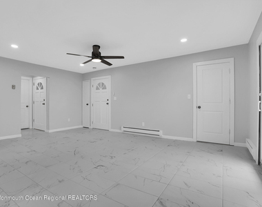 119 Avery Avenue - Photo Thumbnail 14