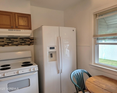 9 Holmes Terrace - Photo Thumbnail 5