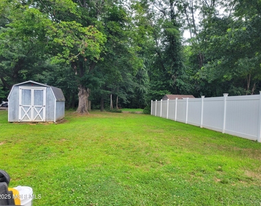 9 Holmes Terrace - Photo Thumbnail 13