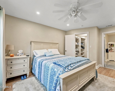 101 Beaumont Court - Photo Thumbnail 11